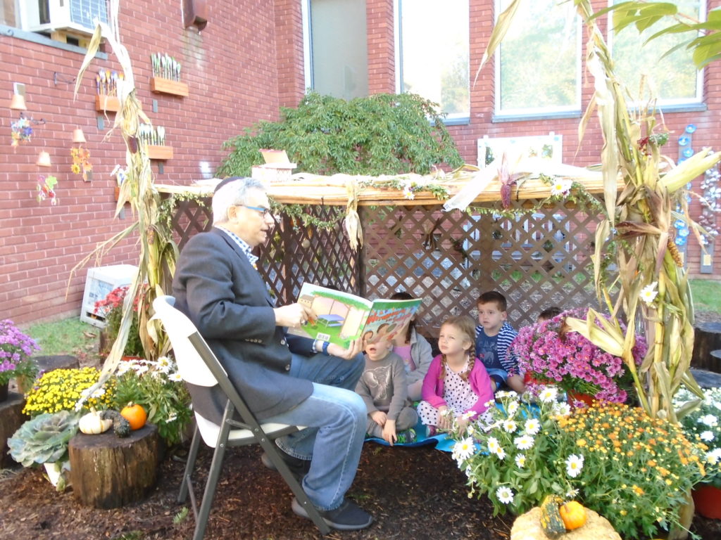 Storytime Developmental Jewish Preschool